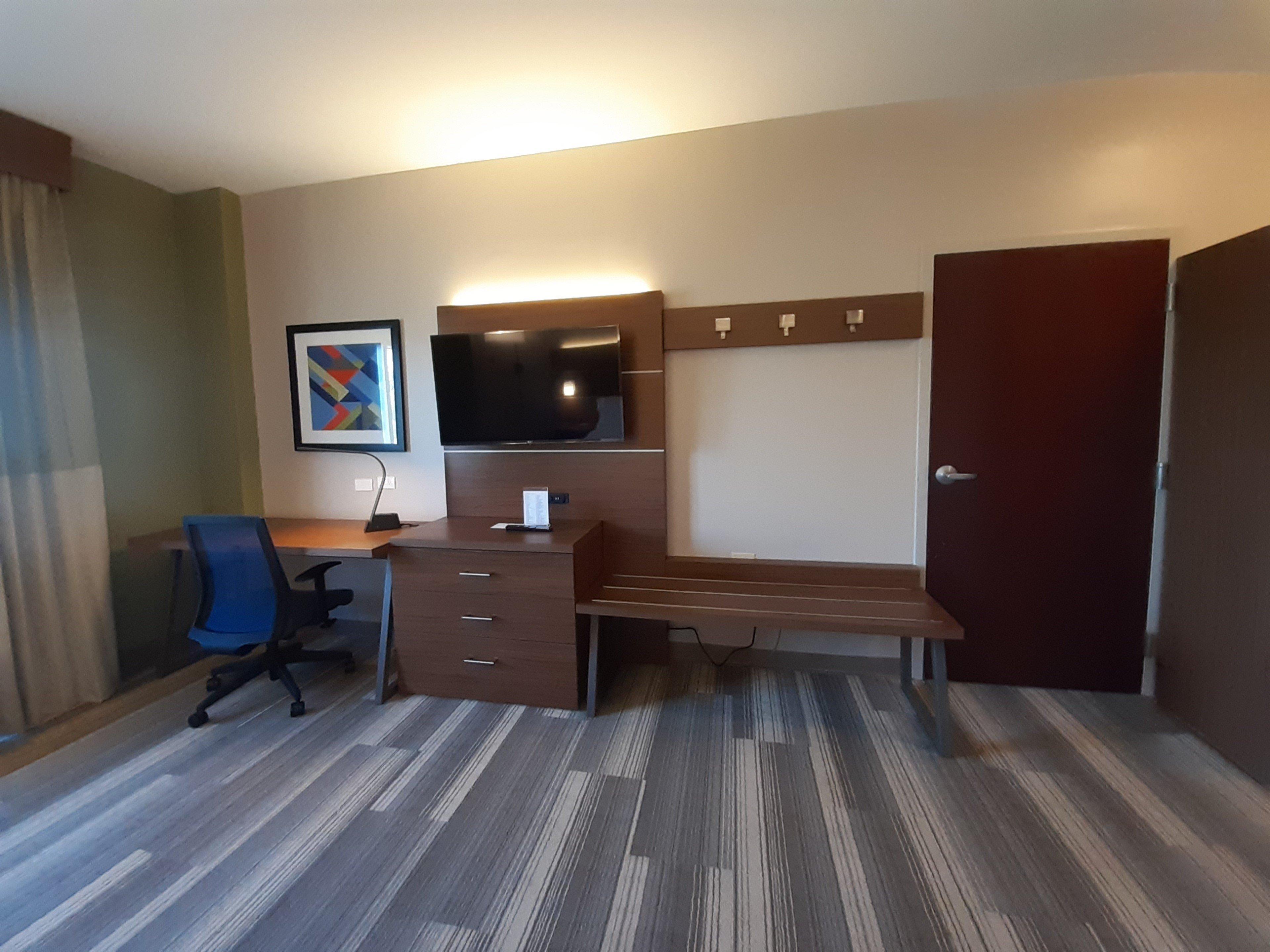Holiday Inn Express Trincity By Ihg Exterior foto
