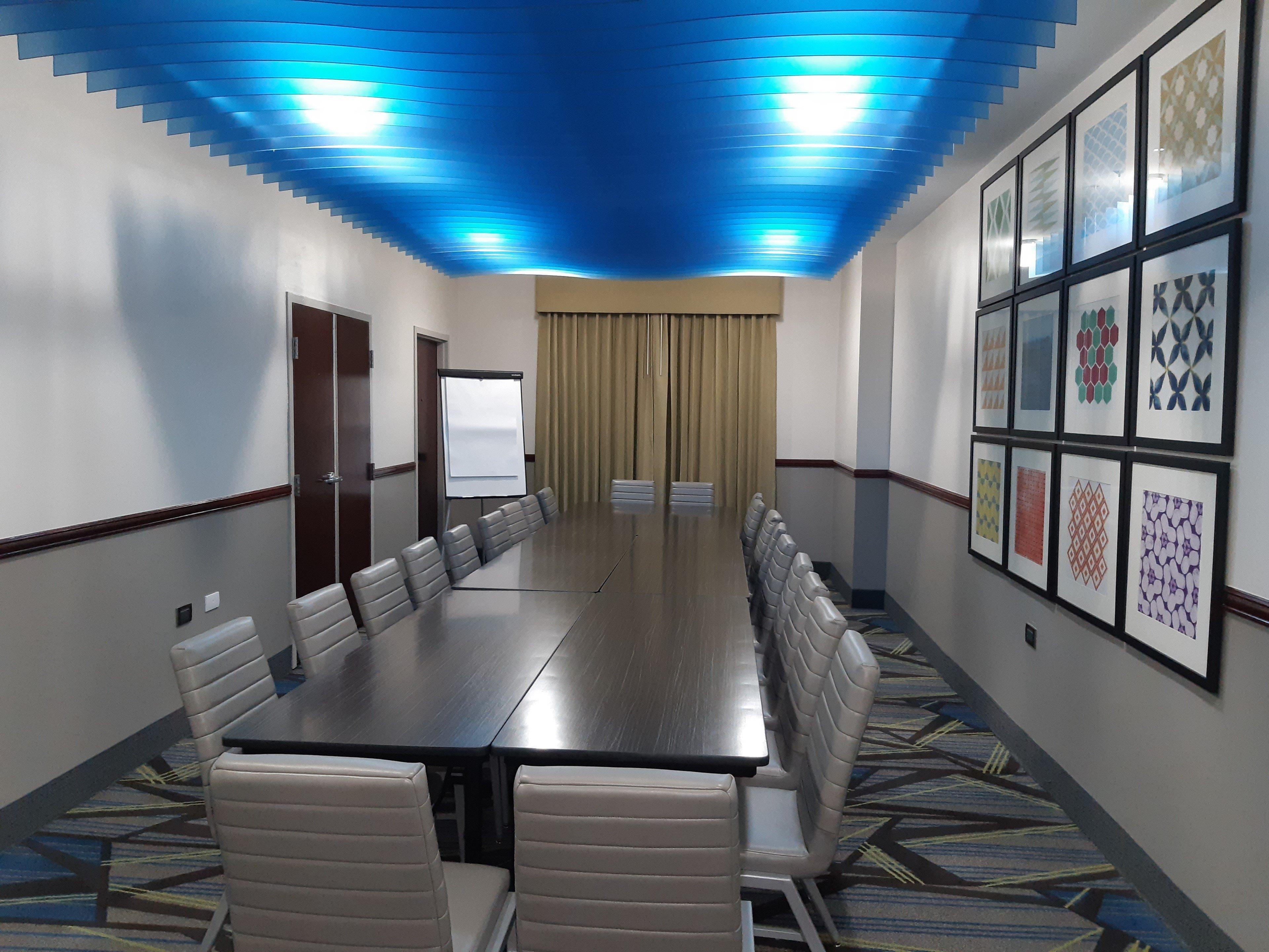Holiday Inn Express Trincity By Ihg Exterior foto