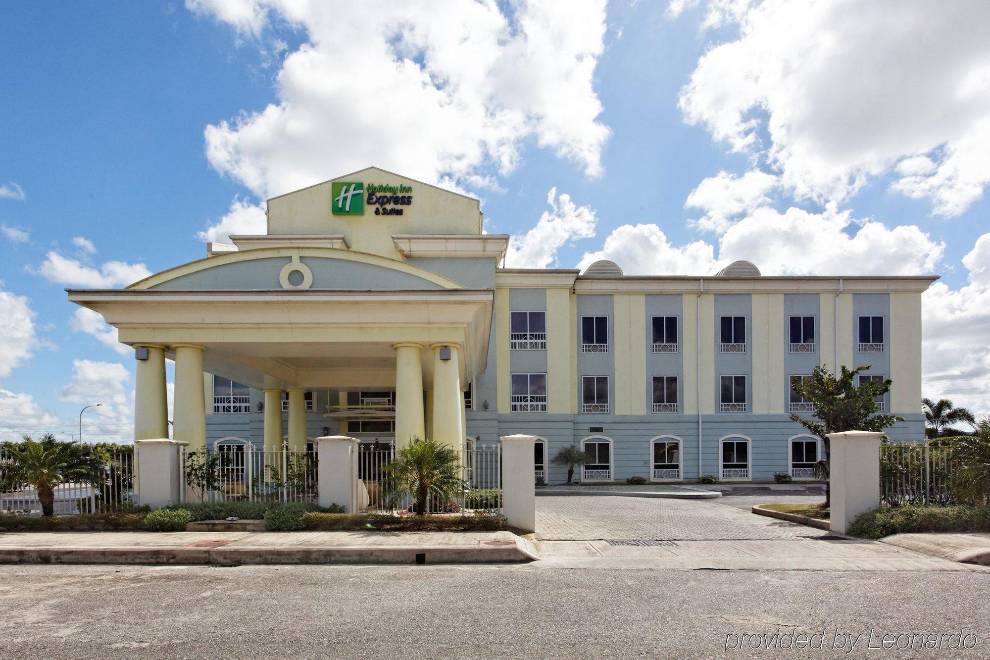 Holiday Inn Express Trincity, An Ihg Hotel Piarco Servicios foto